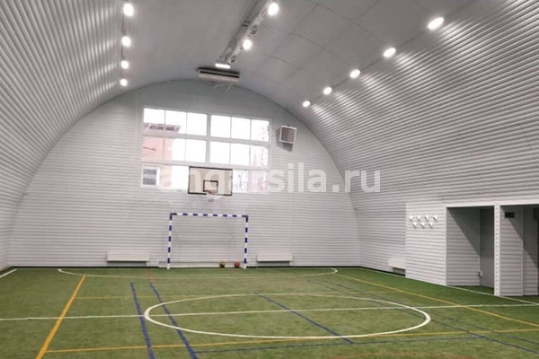 бескаркасный ангар под футбольное поле